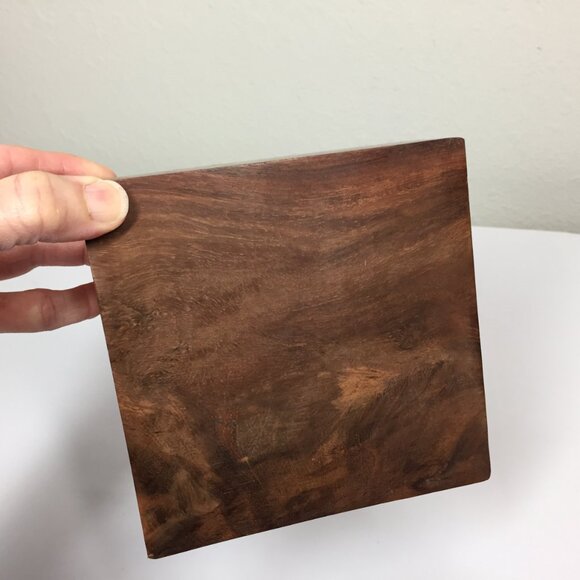 Vintage Carved Wood Box with Brass Elephant Inlay Trinket Container - Picture 6 of 6